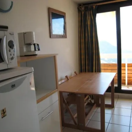 Ensoleillé Pour 5 Pers, Balcon Sud, Proche Remontées Et Commerces, Animaux Acceptés - Fr-1-405-94 Appartement *